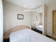 Deauville, Place Morny, beautiful 1-bedroom apartment for sale, 33m², on the 2nd floor, balcony overlooking gardens, cellar