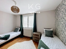 Deauville, proche place Morny, ravissante maison de ville à vendre 3 chambres avec terrasse de 34 m2 bien exposée
