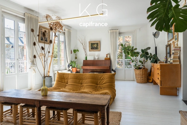 Proche Honfleur très belle maison de maître à vendre 232 m², 5 chambres, jardin clos et arboré de 1 539 m²