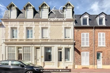 Deauville, hypercentre proche place Morny, local à vendre, bureau  d'accueil et espace de réunion
