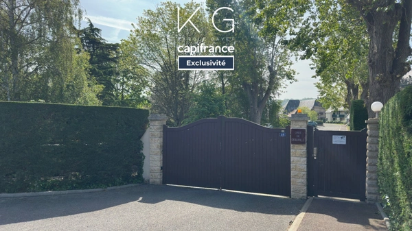 EXCLUSIVITE, à Tourgeville proche plage bel appartement en duplex 48 m2 à vendre 2 chambres, balcon et parking