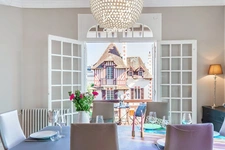 Deauville city centre, near the casino, charming 83 m2 apartment with 2 bedrooms in a typical Deauville villa