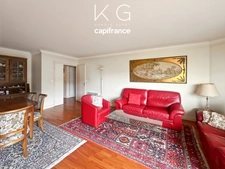 EXCLUSIVITE, Deauville hypercentre, très bel appartement 89 m2 avec 3 chambres dans le triangle d’or, en face de l'hôtel Le Normandy avec parking en sous‑sol
