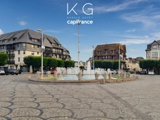 Deauville, Proche place Morny, ravissante maison de ville à vendre avec terrasse de 34 m2 bien exposée