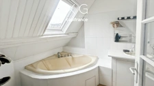 Honfleur, manor house for sale, 232 m², 5 bedrooms, enclosed and wooded garden of 1,540 m²