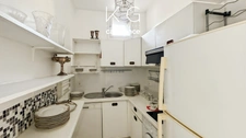 Deauville town centre, 2-bedroom apartment (60 sq m) within walking distance of the beach and shops – ideal for residential or office use