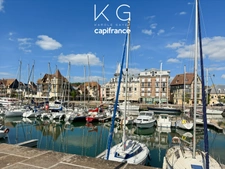 Deauville, hypercentre appartement à vendre, atypique esprit loft, 74 m2, location saisonnière possible