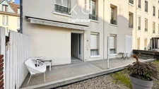Deauville hyercentre, dans une résidence art-déco bel appartement 2 chambres à rafraichir, plage et commerces à pied – idéal habitation ou bureaux