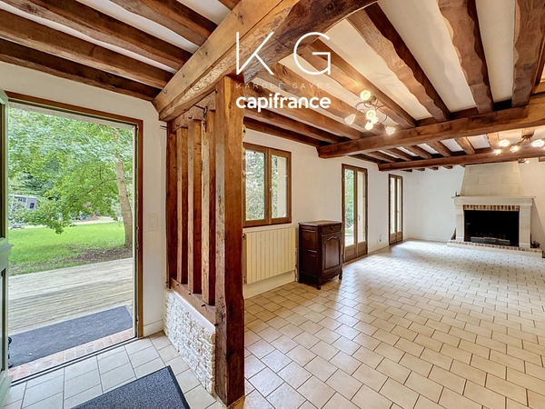 EXCLUSIVITE, à vendre maison de charme avec 3 chambres, terrain piscinable de 3 000 m² à 20 mn de Deauville