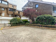 Port-Deauville à vendre appartement 104 m2 3 chambres avec terrasse exposée sud-est et vue panoramique sur le bassin