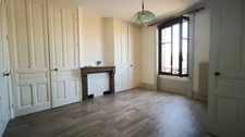À LOUER – BEL APPARTEMENT T3 DE 74,70 m² – PARKING PRIVATIF – RIVE-DE-GIER