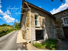 🏡 CHÂTEAUNEUF (42) – Ancienne grange réhabilitée dans un environnement campagne ultra paisible 🌿