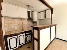 Appartement à vendre sur la commune de Vérin -rez de chaussée -2 pièces-