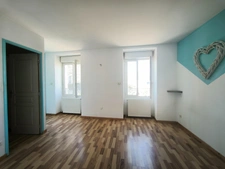 Maison de village 130m² et 62m² de potentiel -3 chambres-Bureau-caves
