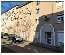 Givors-freydière appartement au second étage 77m² - 2 chambres-place de parking privative