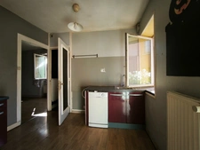 Maison de ville à fort potentiel – 65,69 m² habitables + balcon+ sous-sol de 46 m² – Grigny-sur-Rhône