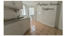 Rive de Gier petit immeuble entièrement rénové  de 2 lots 