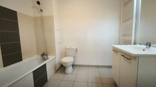 🌿 SAINT-PRIEST – T2 REZ-DE-JARDIN | 45 m² D’EXTÉRIEUR | TRAM T2