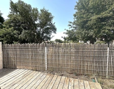  LANTON (33) Bassin side - 3-room duplex house - 74m² - terrace - small garden - indoor parking