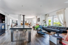 ANDERNOS LES BAINS (33) - Architect-designed villa of 350m² - 5 rooms and more, a stone's throw from the BASSIN