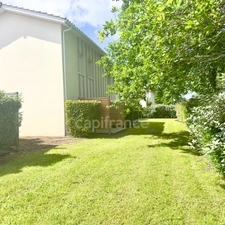  BIGANOS (33) - Duplex house - 60m² - 2 bedrooms - terrace - green space
