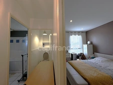 Maison à vendre 4 pièces  Le Teich centre (33)-3ch à l'étage-GARAGE attenenant-Jardin au calme et belle piece de vie-