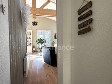 LANTON (33) TAUSSAT LES BAINS - Renovated single-storey house of 157m² - Suitable for professional practice - prime location