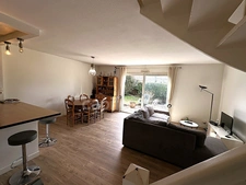 Maison à vendre 4 pièces  Le Teich centre (33)-3ch à l'étage-GARAGE attenenant-Jardin au calme et belle piece de vie-