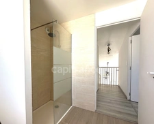  LANTON (33) Bassin side - 3-room duplex house - 74m² - terrace - small garden - indoor parking