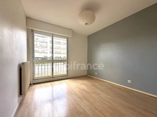 BORDEAUX (33200)-Stéhelin-Appt T3-terrasse et loggia-80m²-RDC surélevé-parking extérieur 