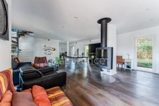 ANDERNOS LES BAINS (33) - Architect-designed villa of 350m² - 5 rooms and more, a stone's throw from the BASSIN