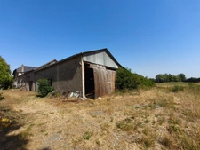 Maison à vendre 105 m² 3 chambres 6 pièces dépendances 6.5 hectares terrain et bois  AIGURANDE (36)