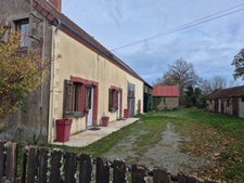 Maison à vendre 5 pièces 3 chambres  terrain 1500 m² dépendances ORSENNES (36)