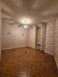 Indre (36) : maison de bourg à vendre 6 pièces de 156 m2 Véranda jardin clos et appartement supplémentaires !