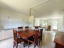 House for sale, 9 rooms, 282 m², living room, dining room, 4 bedrooms, garden, garage. 20 min from Montluçon (03), 3h30 from Paris