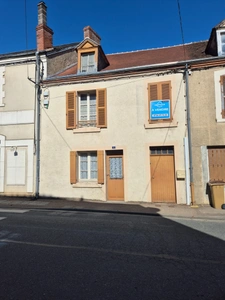 Indre (36) : maison à vendre 4 pièces de 126 m2