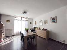 8-room half-timbered house (170 m²), 5 bedrooms, garden, garage, and conservatory. Located in La Celle-Dunoise (Creuse/23), 3.5 hours from Paris and 30 minutes from the train station.