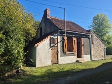 Maison à vendre 10 pièces proche de AIGURANDE (36) 2 maisons habitables 1 maison de gardien 1 grande grange Propriété de caractère 220 m² habitables À 4 km d’Aigurande !