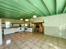 LA CELLE DUNOISE (23) - House for sale: 4 bedrooms, 220 m², pond, outbuilding, barn, 6800 m² of land
