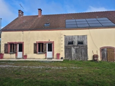 Maison à vendre 5 pièces 3 chambres  terrain 1500 m² dépendances ORSENNES (36)