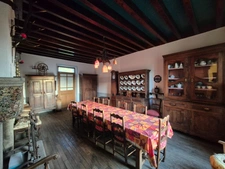 For sale 8-room manor house CREUSE CHÉNIERS (23)