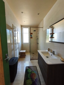 Maison à rénover CHÉNIERS 23 cuisine séjour 3 chambres garage terrain 1948 m² 73 000 €