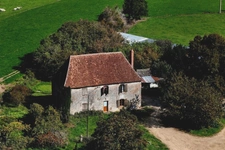 Property for sale – Former manor house with 45 hectares of adjoining land – Near La Châtre (36) suitable for farm equestrian or agricultural use