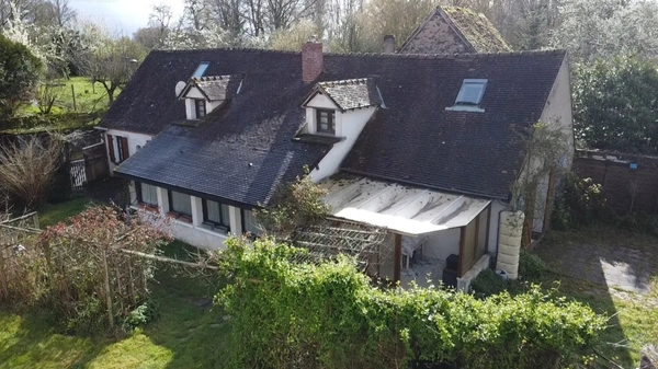 Maison à vendre 5 pièces terrain 6000 m² 3 chambres voir plus Éguzon Bonnu lacs