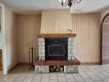 Indre (36) : maison de bourg à vendre 4 pièces de 156 m2 Véranda jardin clos et appartement supplémentaires !