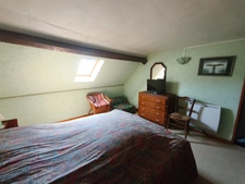 Maison à vendre 5 pièces proche de CHENIERS (23) indre (36) 4 chambres garage grange terrain 1000m² 73 000€