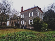 Maison à rénover 180 m² 14 pièces ORSENNES (36) terrain 2 Hectares dépendances puits proche Aigurande Éguzon