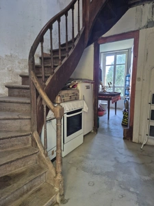 Maison à rénover 180 m² 14 pièces ORSENNES (36) terrain 2 Hectares dépendances puits proche Aigurande Éguzon
