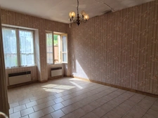 Indre (36) : maison de bourg à vendre 6 pièces de 156 m2 Véranda jardin clos et appartement supplémentaires !
