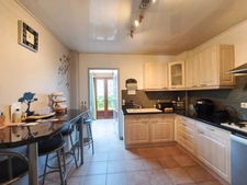 8-room half-timbered house (170 m²), 5 bedrooms, garden, garage, and conservatory. Located in La Celle-Dunoise (Creuse/23), 3.5 hours from Paris and 30 minutes from the train station.